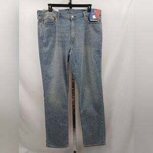 NWT Levi’s 541 Athletic Taper Jeans Light Wash Blue Denim